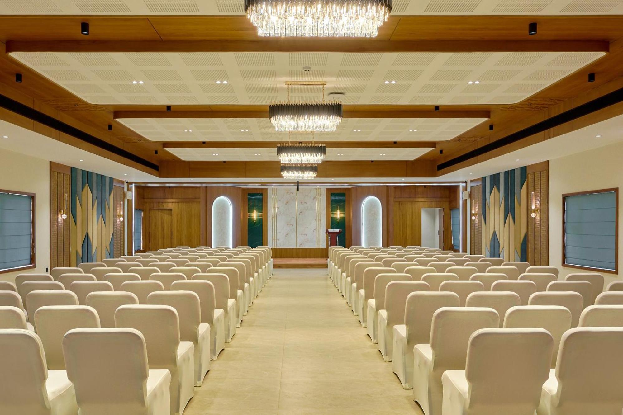 Kowju Airport Hotel Calicut Kondotty ภายนอก รูปภาพ