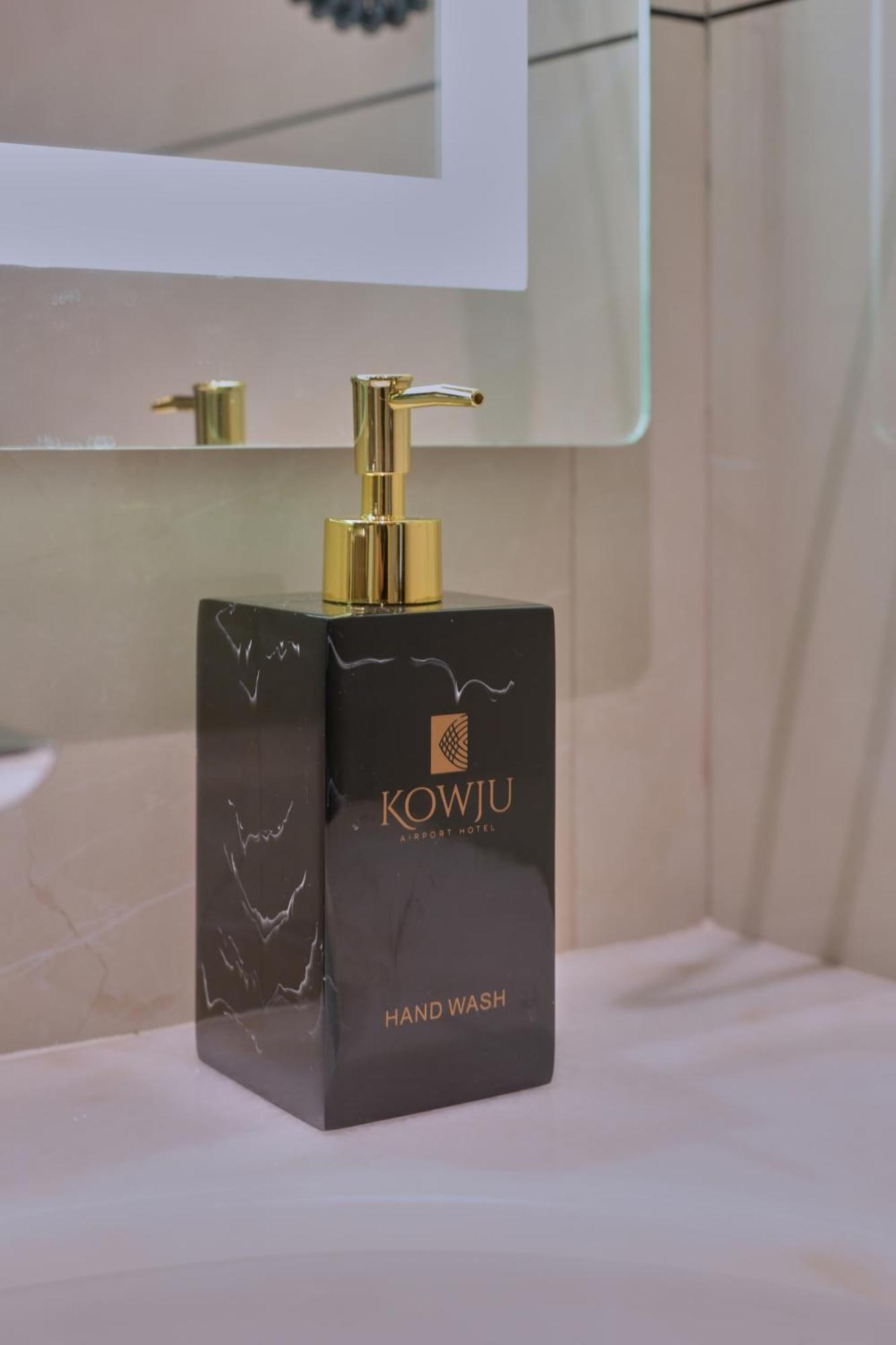 Kowju Airport Hotel Calicut Kondotty ภายนอก รูปภาพ